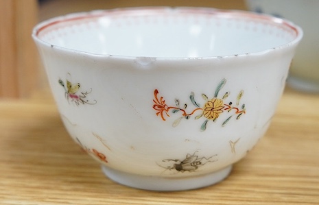 A small group of Chinese and Japanese ceramics to include an 18th century Chinese export teabowl and saucer and a cloisonne cigarette box. Tallest 7cm. Condition - fair to good